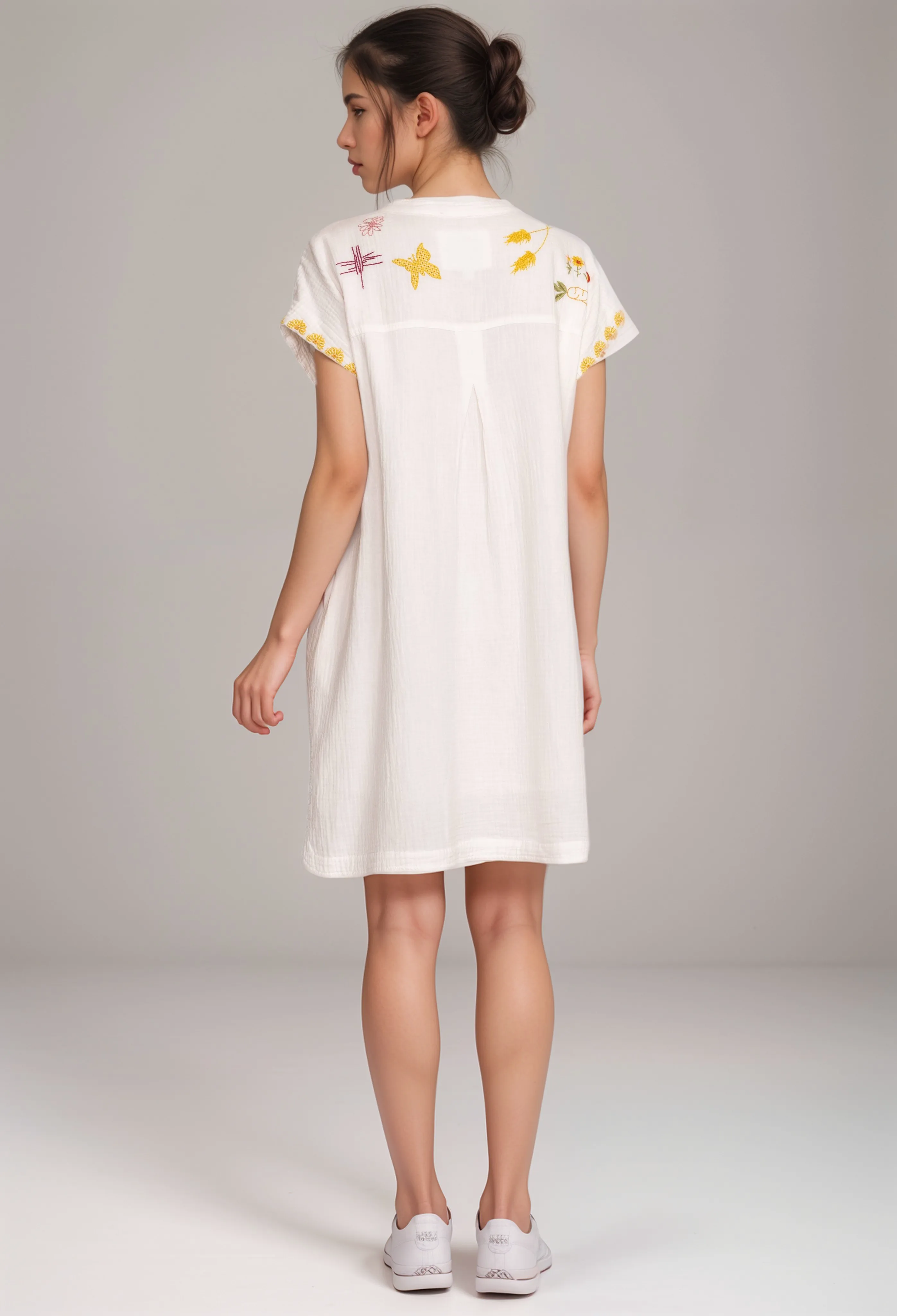 Johnny Was Biya Mishti Embroidered Shift Dress B31224 *