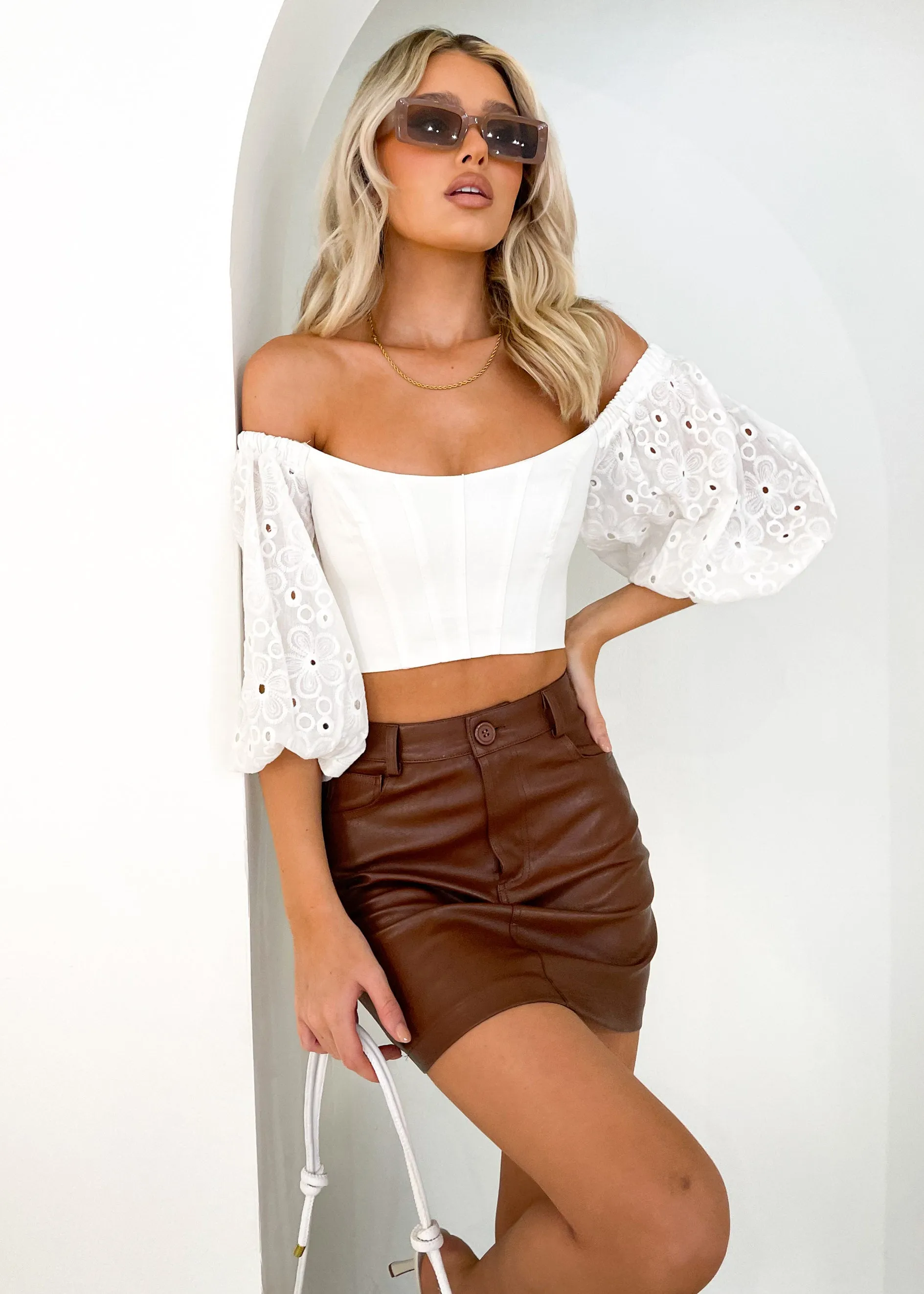 Like Clockwork Crop - Off White