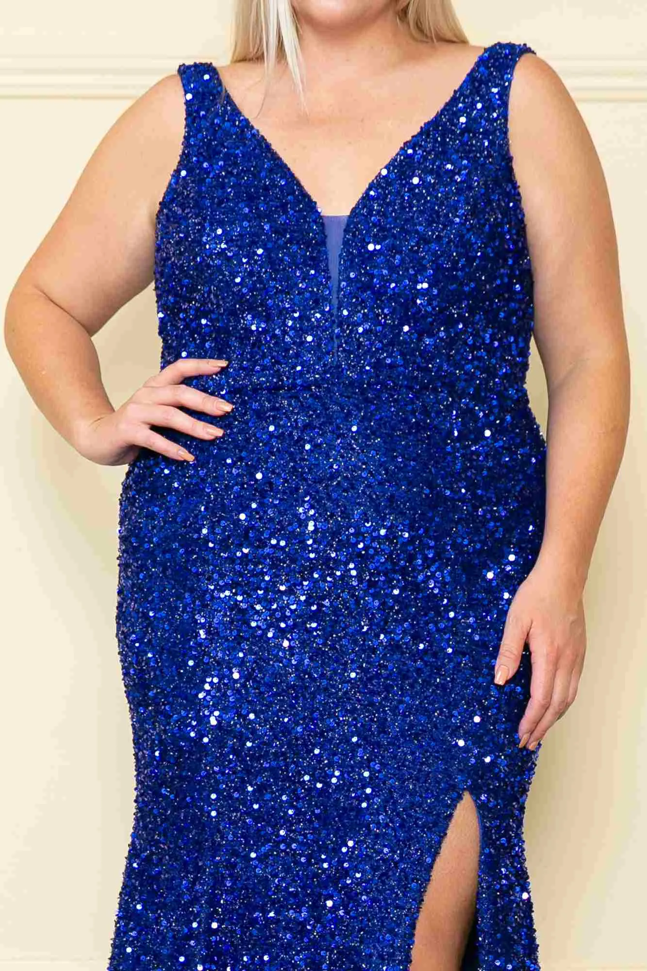Lindas W1122 Plus Size Long Sequin Sleeveless V-Neckline Gown