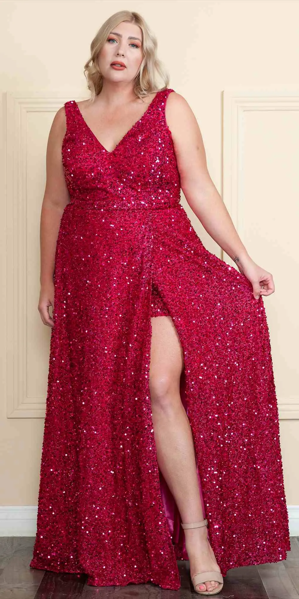 Lindas W1128 Plus Size Formal Sequin Sleeveless V-Neckline Dress