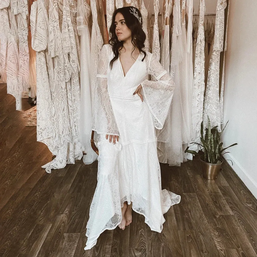 Long Trumpet Bell Sleeves Boho Lace Wedding Bridal Gowns V Neck Backless Customized Plus Size Destination Elopement Bride Dress