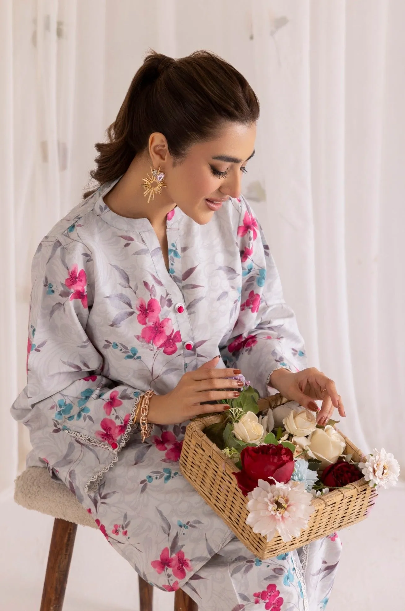 LPS-04 2PC SILK LAWN PRINTED STITCHED
