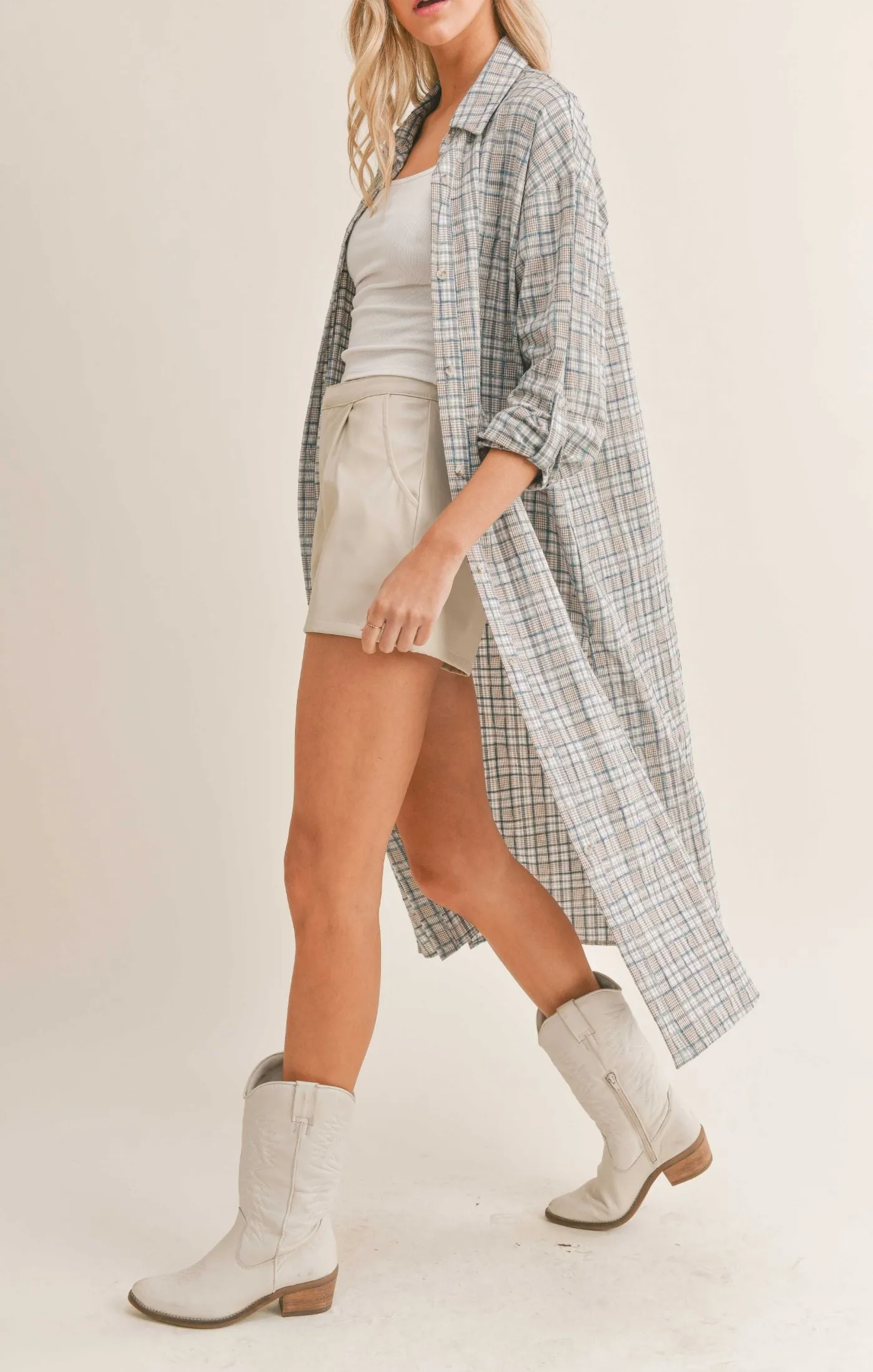 MAKING MEMORIES PLAID LONG SHIRT
