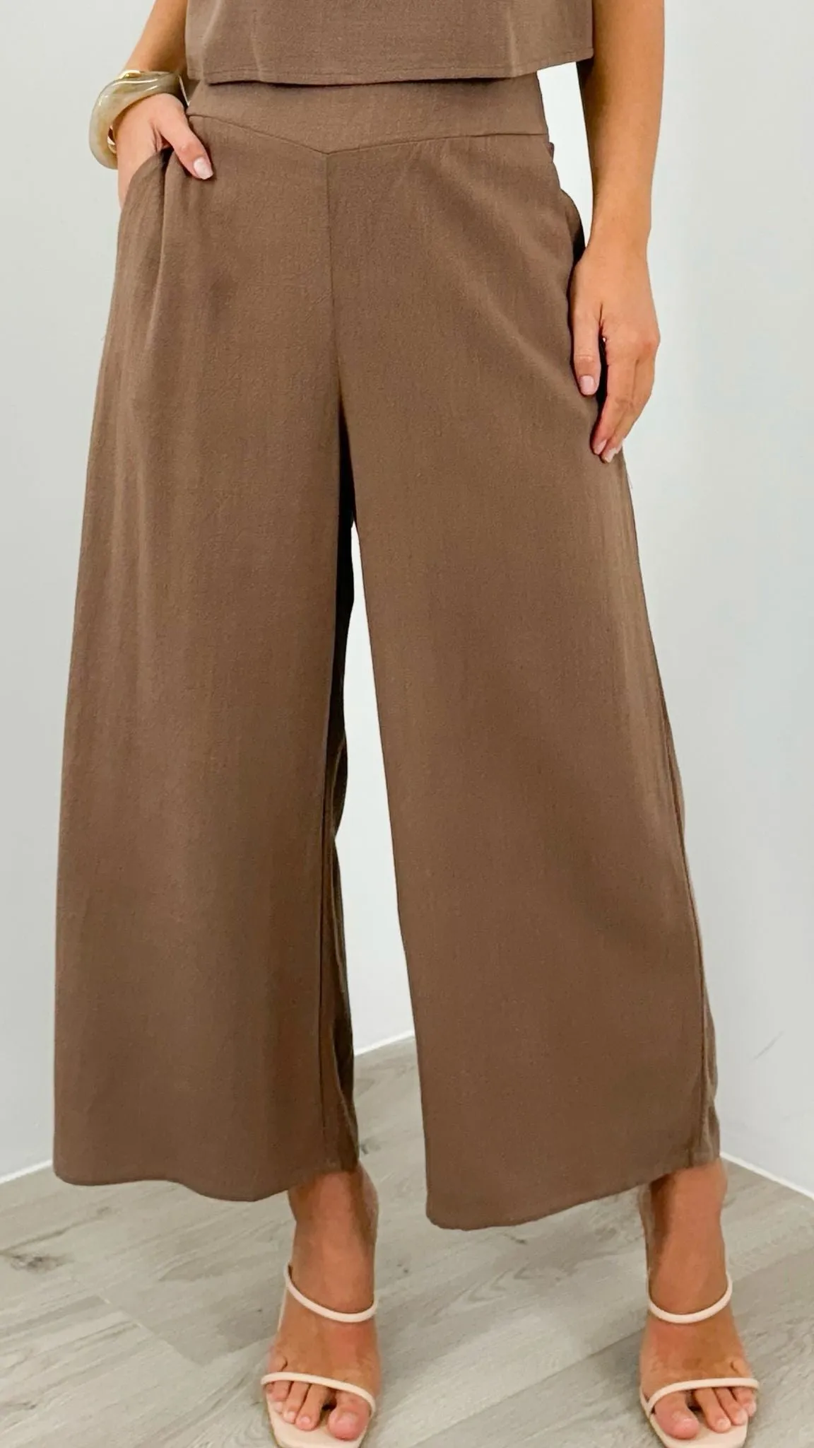MEMPHIS 7/8 LINEN PANT - CHOCOLATE
