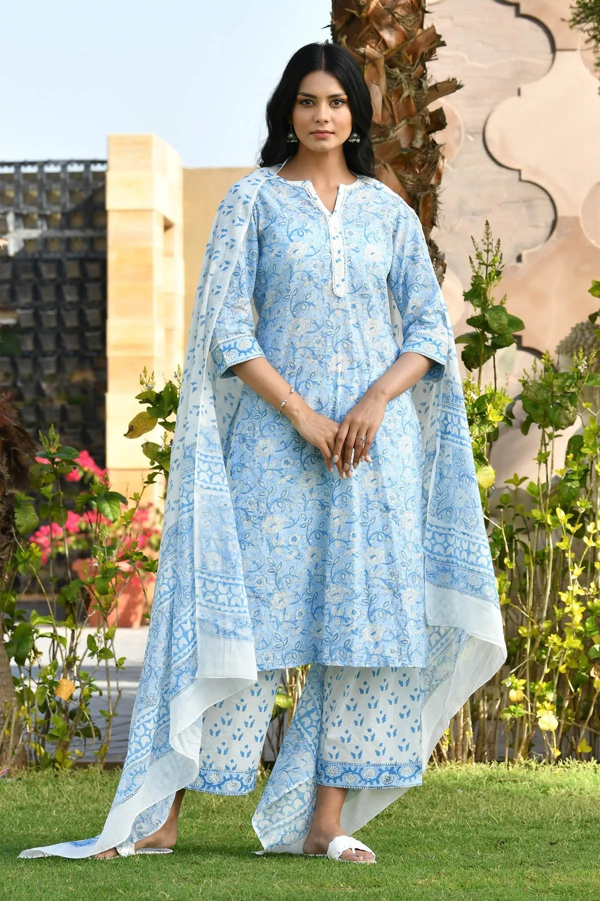 MULMUL MAGADHI BLOCK PRINTED KURTA-PANTS & DUPATTA SET