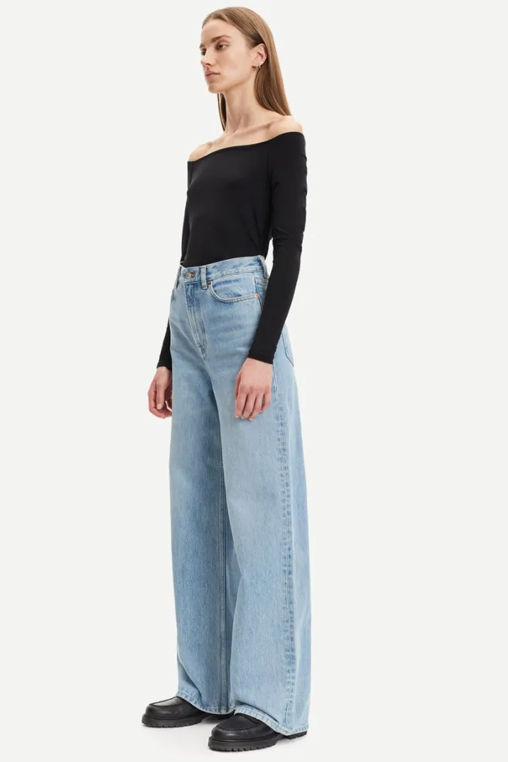 Nana Off the Shoulder Top