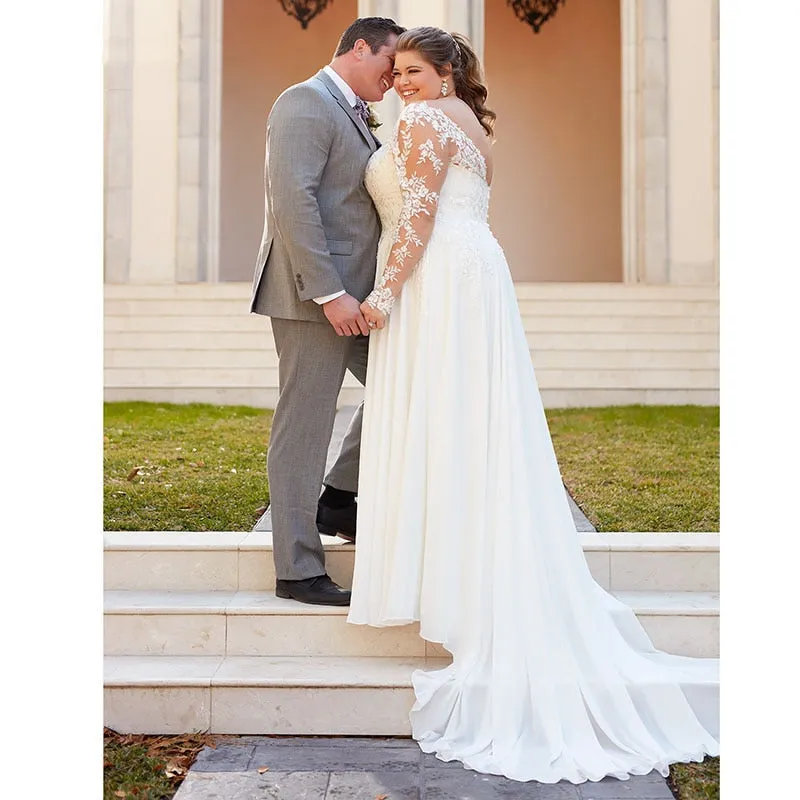 New Arrival Stunning Plus Size Bridal Dress V Neck Long Sleeve Backless With Lace Appliques