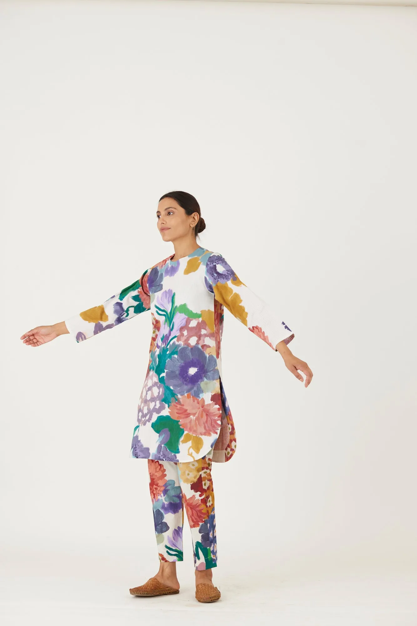 New Season Fall 24/Summer 25-Coord Set-Mulmul-Farah White-YAMLS09-Fashion Edit Yam