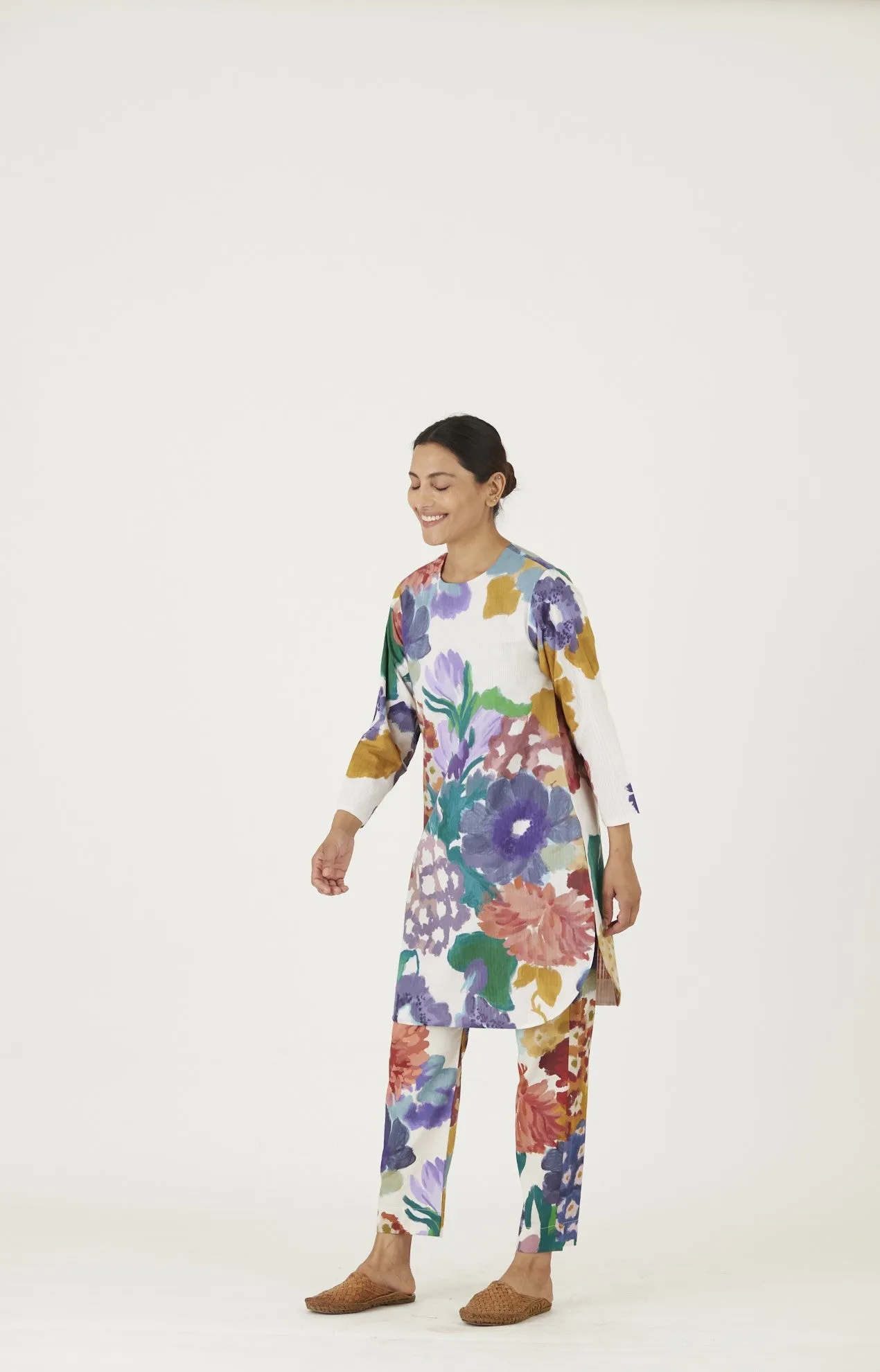 New Season Fall 24/Summer 25-Coord Set-Mulmul-Farah White-YAMLS09-Fashion Edit Yam