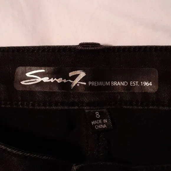 NEW Seven7 High Rise‎ Gaucho Tuxedo Jeans Size 8