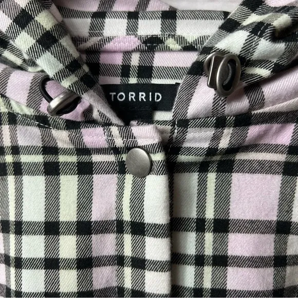 Nwot Torrid Flannel Hooded Anorak