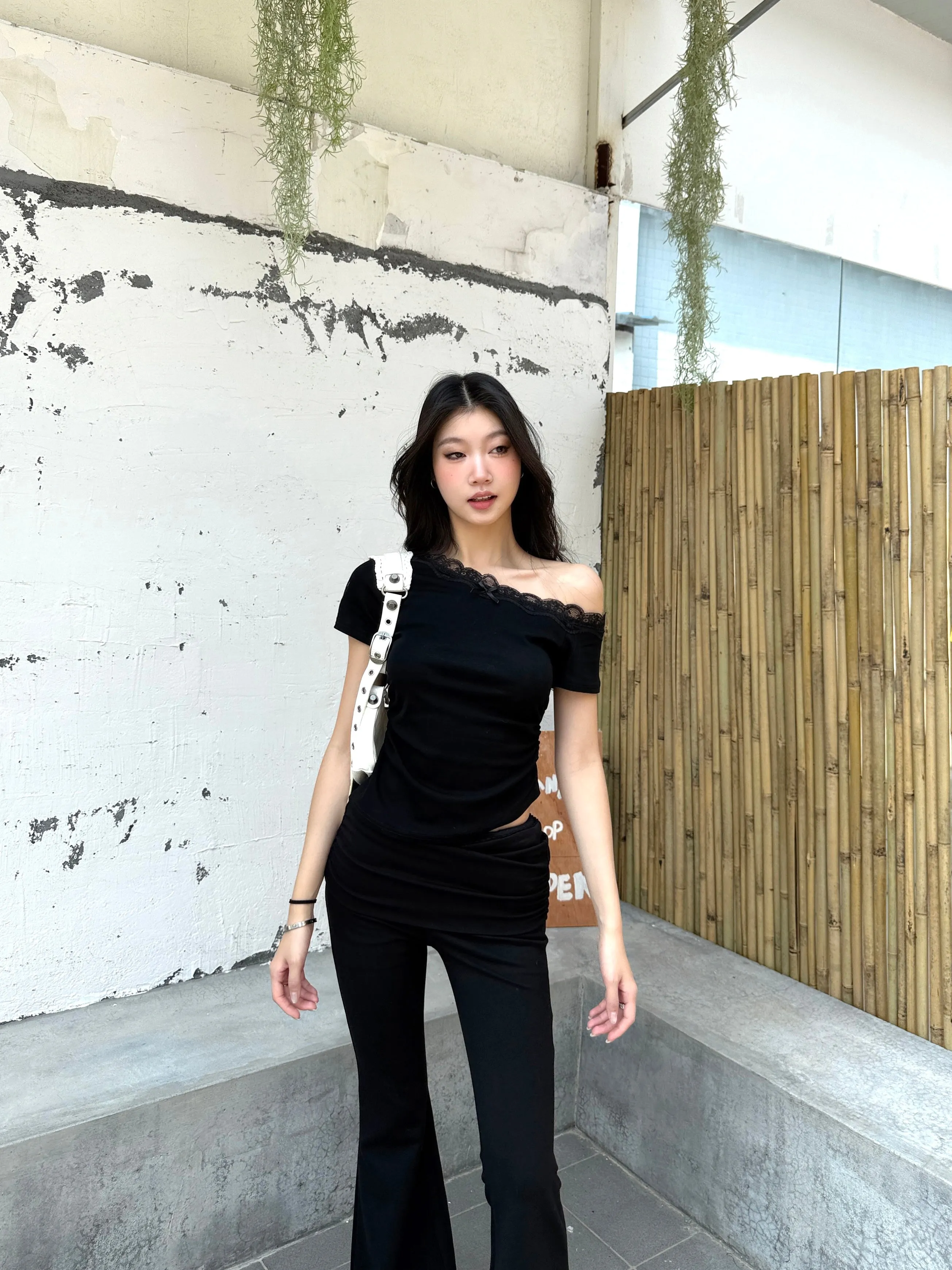off-shoulder short tops