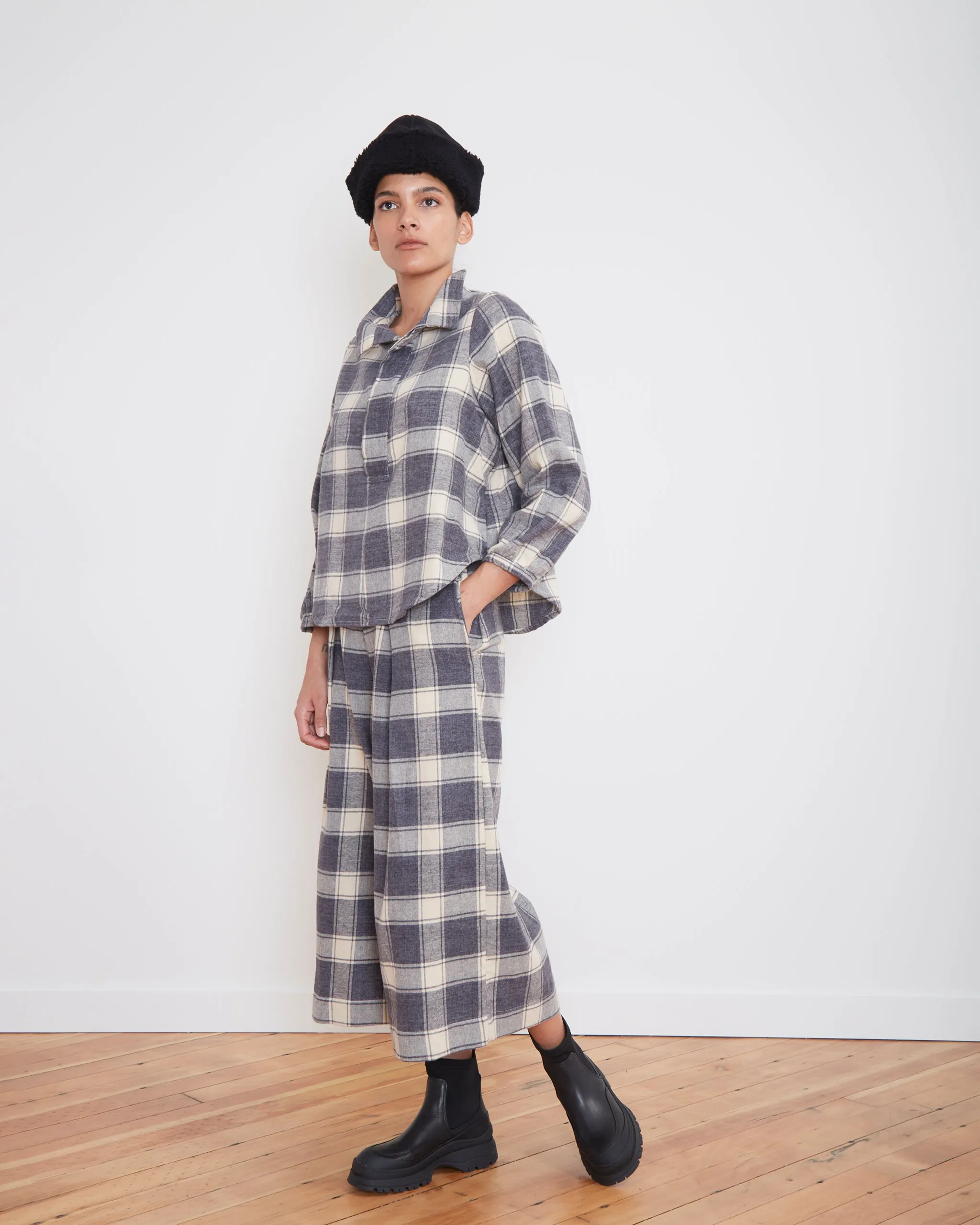 Phoebe Shirt in Gray Plaid