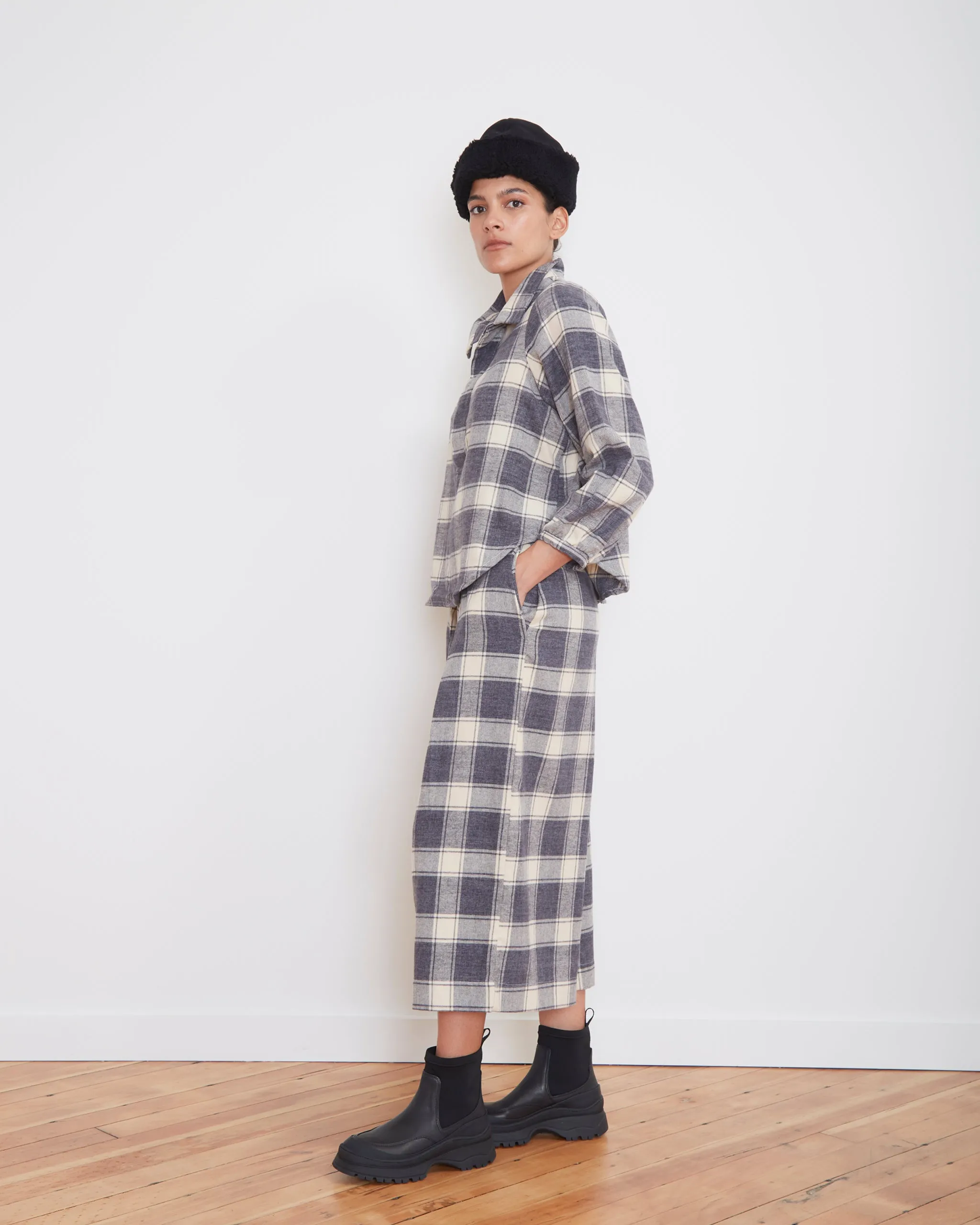 Phoebe Shirt in Gray Plaid