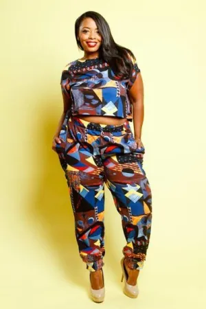 Plus Size Multi-Printed Shapes Cropped Pants Set