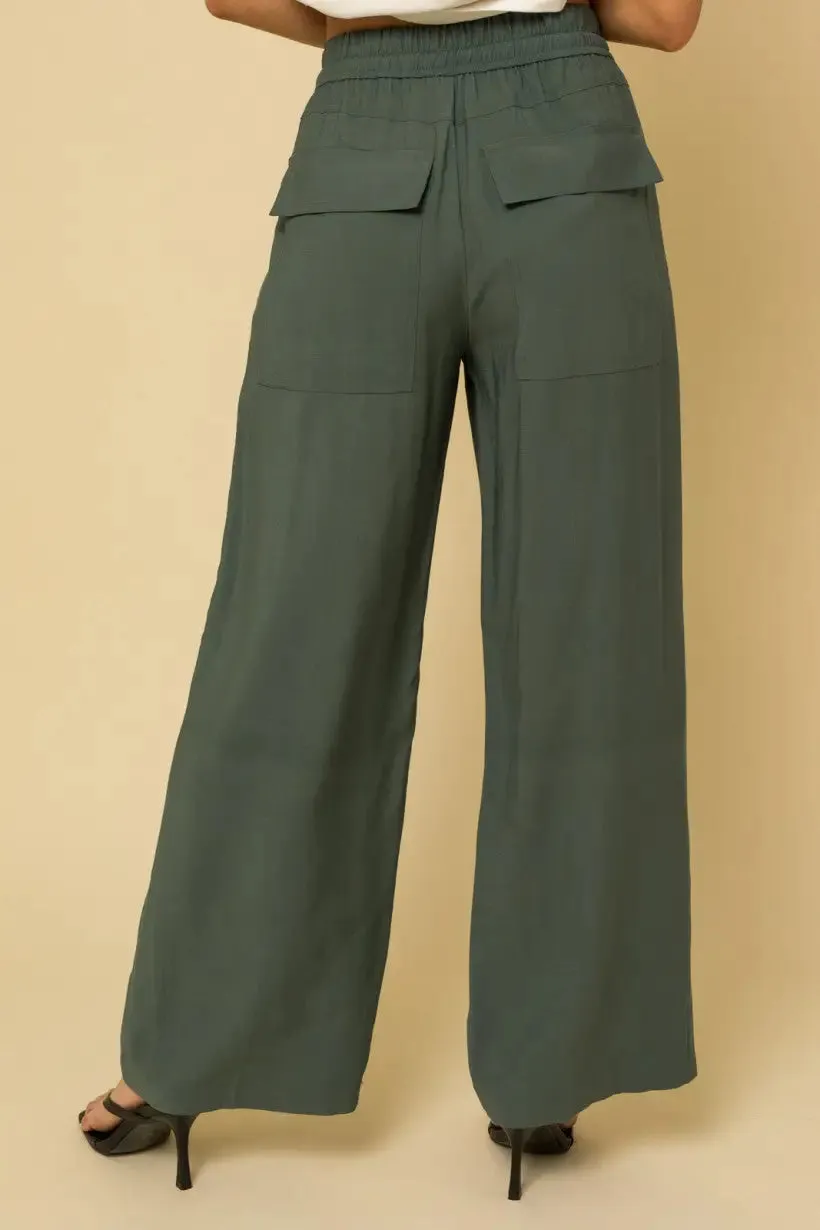 POCKETS DETAIL WIDE LEG TRACK PANTS