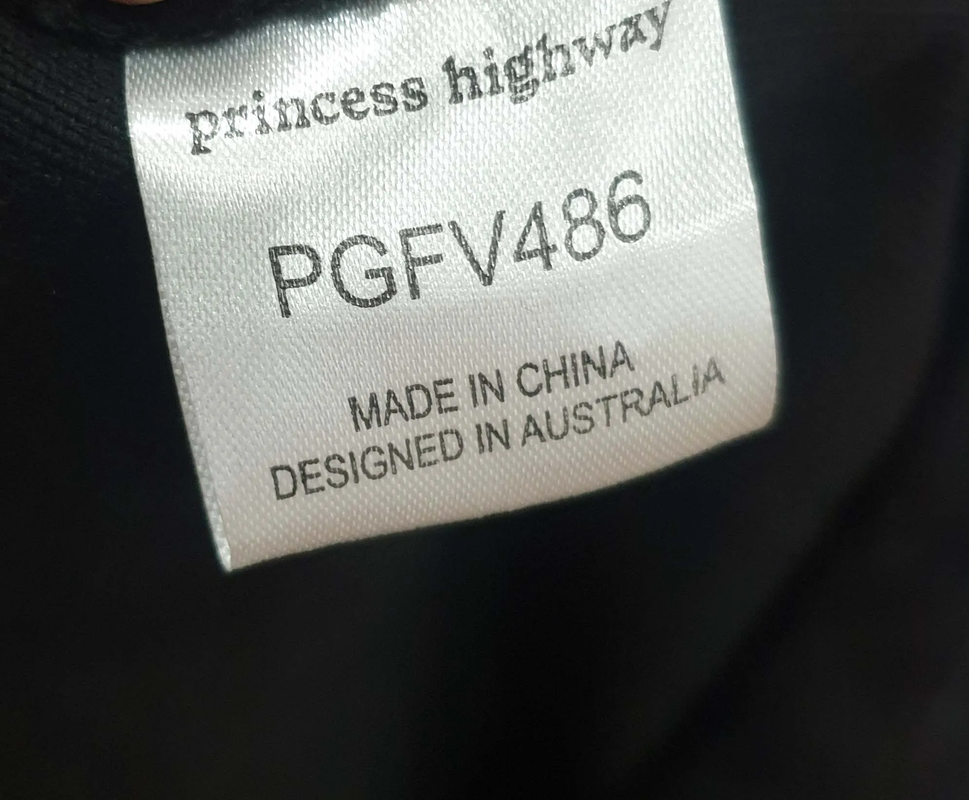 Princess Highway black velvet long sleeve dress size 18