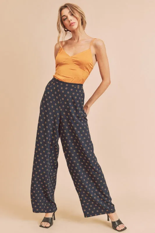 Printed Elastic Waist Pants