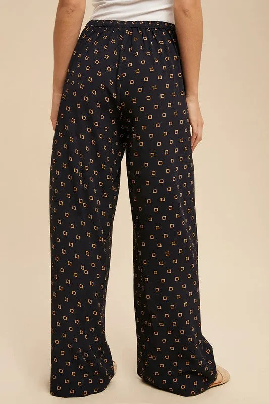 Printed Elastic Waist Pants