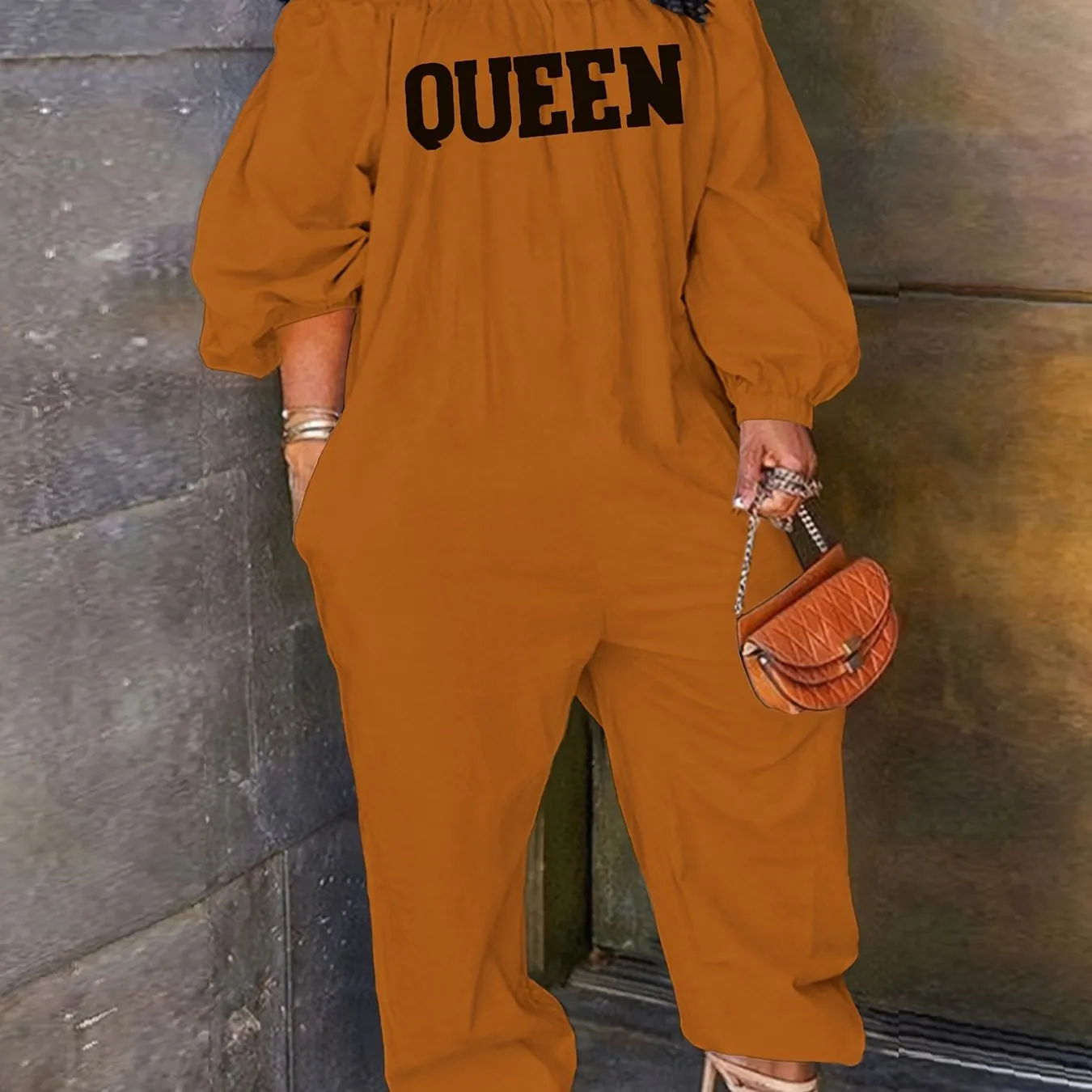 Queen-Print Chic Off-Shoulder Jumpsuit - Comfort-Fit Long Sleeve, Versatile Casual to Trendy Outfit for Women