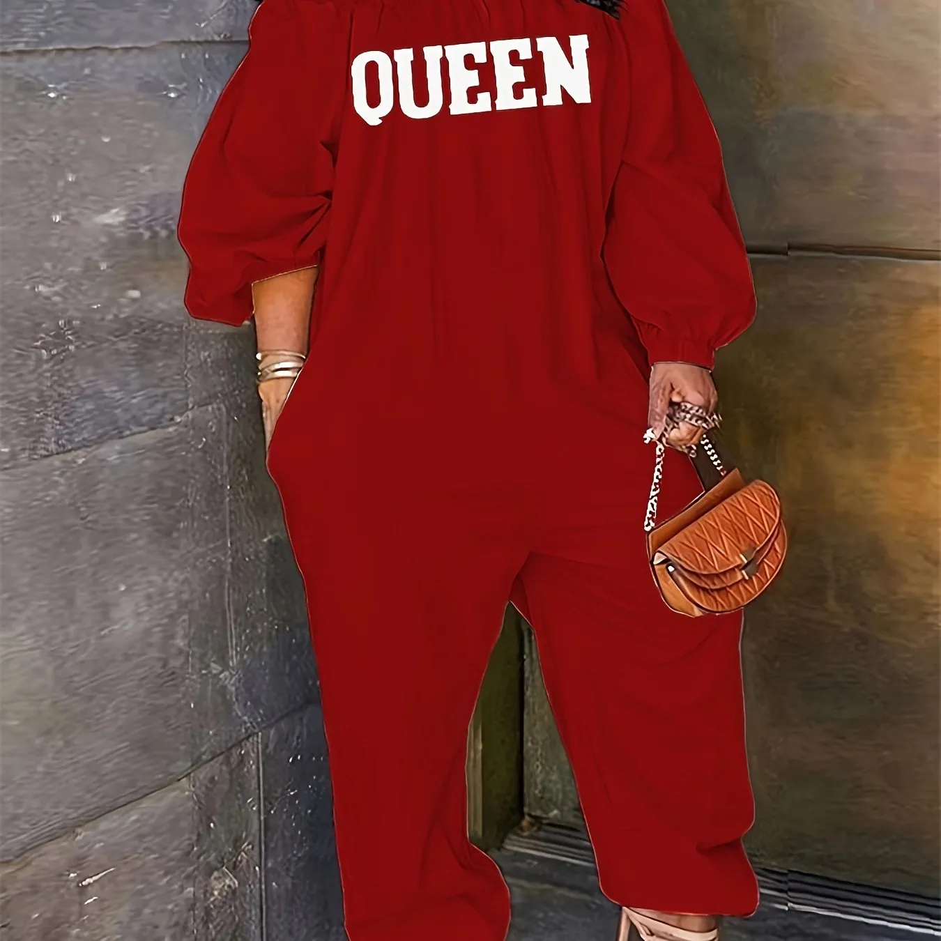 Queen-Print Chic Off-Shoulder Jumpsuit - Comfort-Fit Long Sleeve, Versatile Casual to Trendy Outfit for Women
