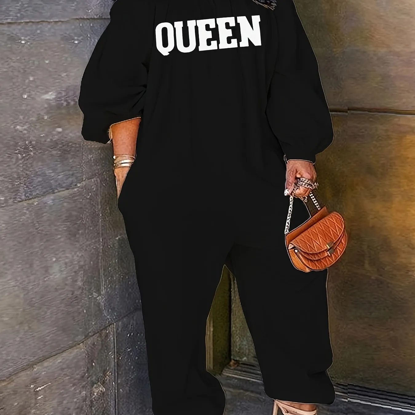 Queen-Print Chic Off-Shoulder Jumpsuit - Comfort-Fit Long Sleeve, Versatile Casual to Trendy Outfit for Women