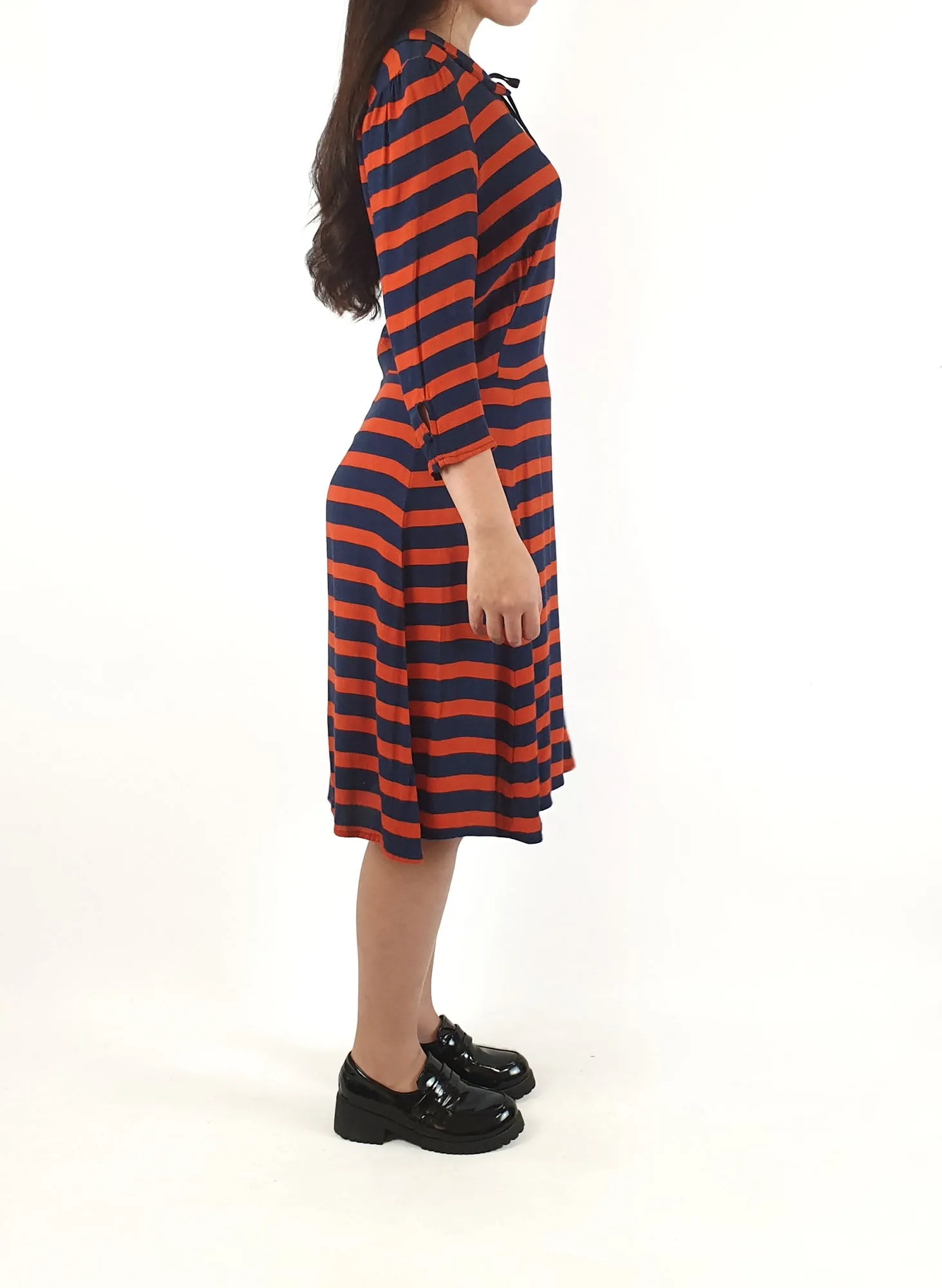 Red and navy striped long sleeve dress fits size 6