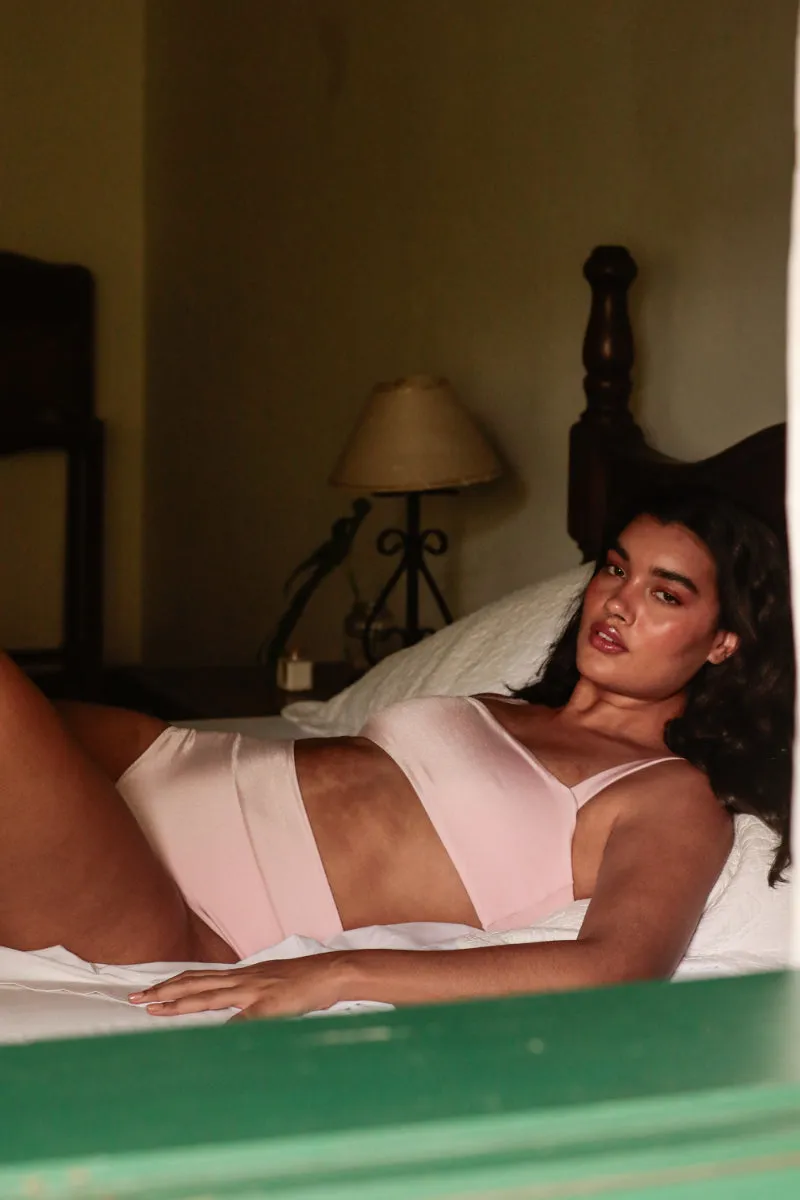 Rolling Cinque Hot Pants - Blush