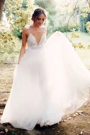 Roycebridal Simple Lace Top Spaghetti Straps A-Line Sweep Train Long Wedding Dresses,MW324