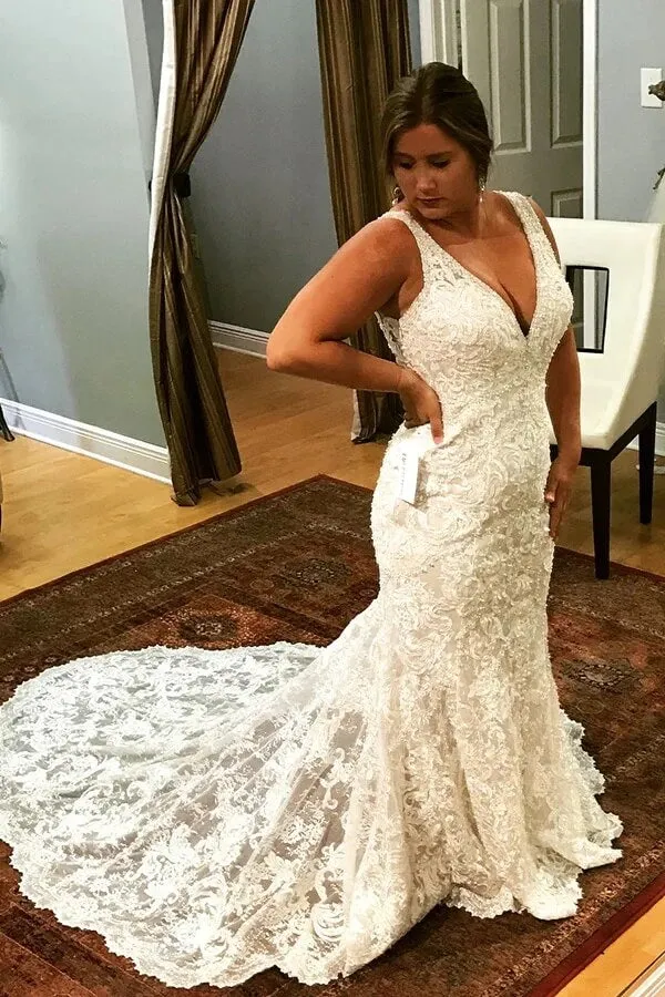 Roycebridal Tulle Mermaid V-neck Lace Appliques Wedding Dresses, Bridal Gown, MW853