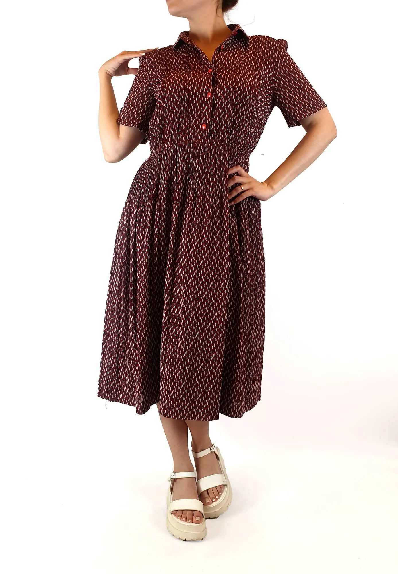 Sanyo red leaf print vintage style dress best fits size 10