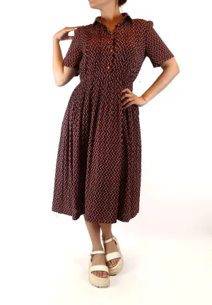Sanyo red leaf print vintage style dress best fits size 10