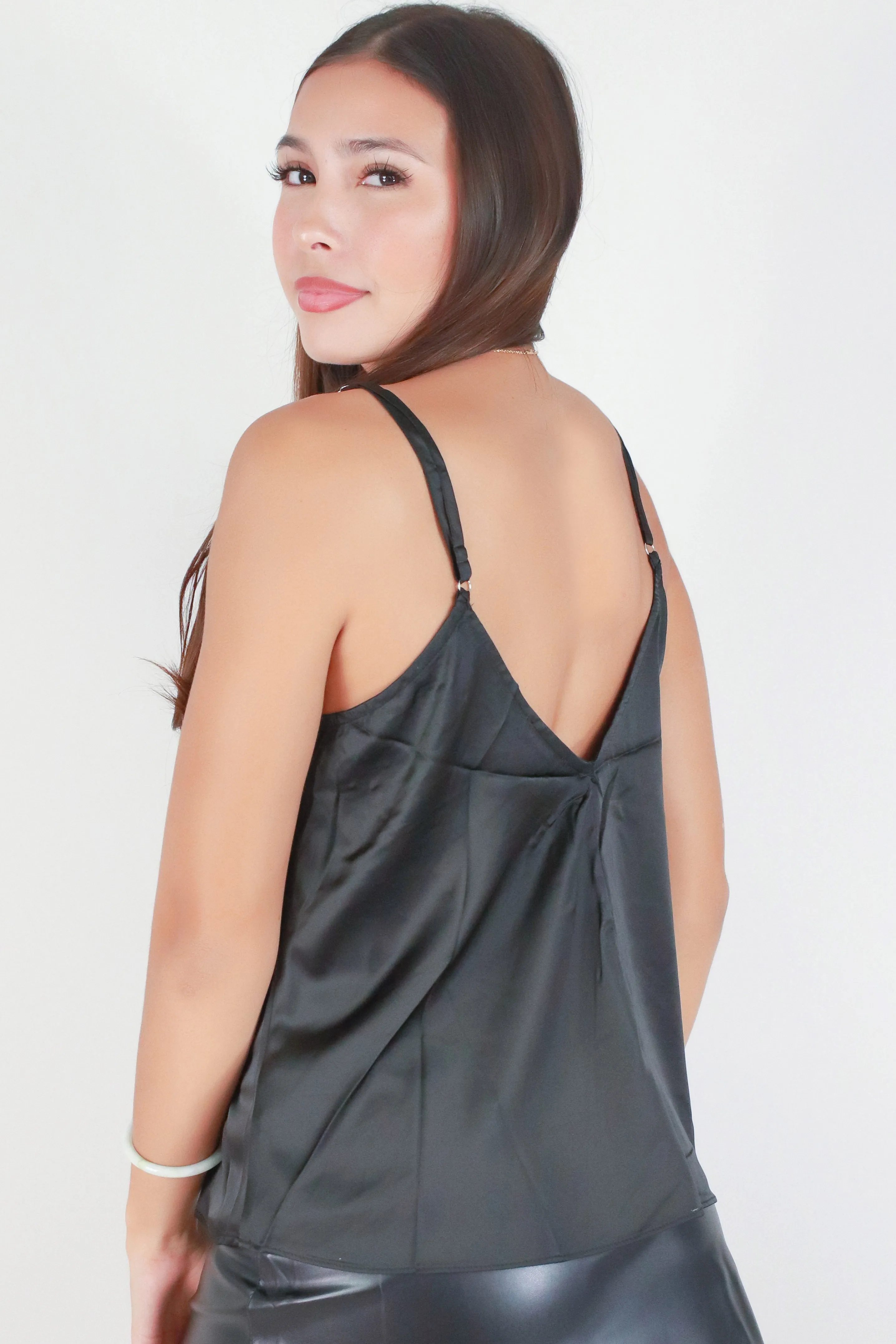 SECOND CHANCES TOP