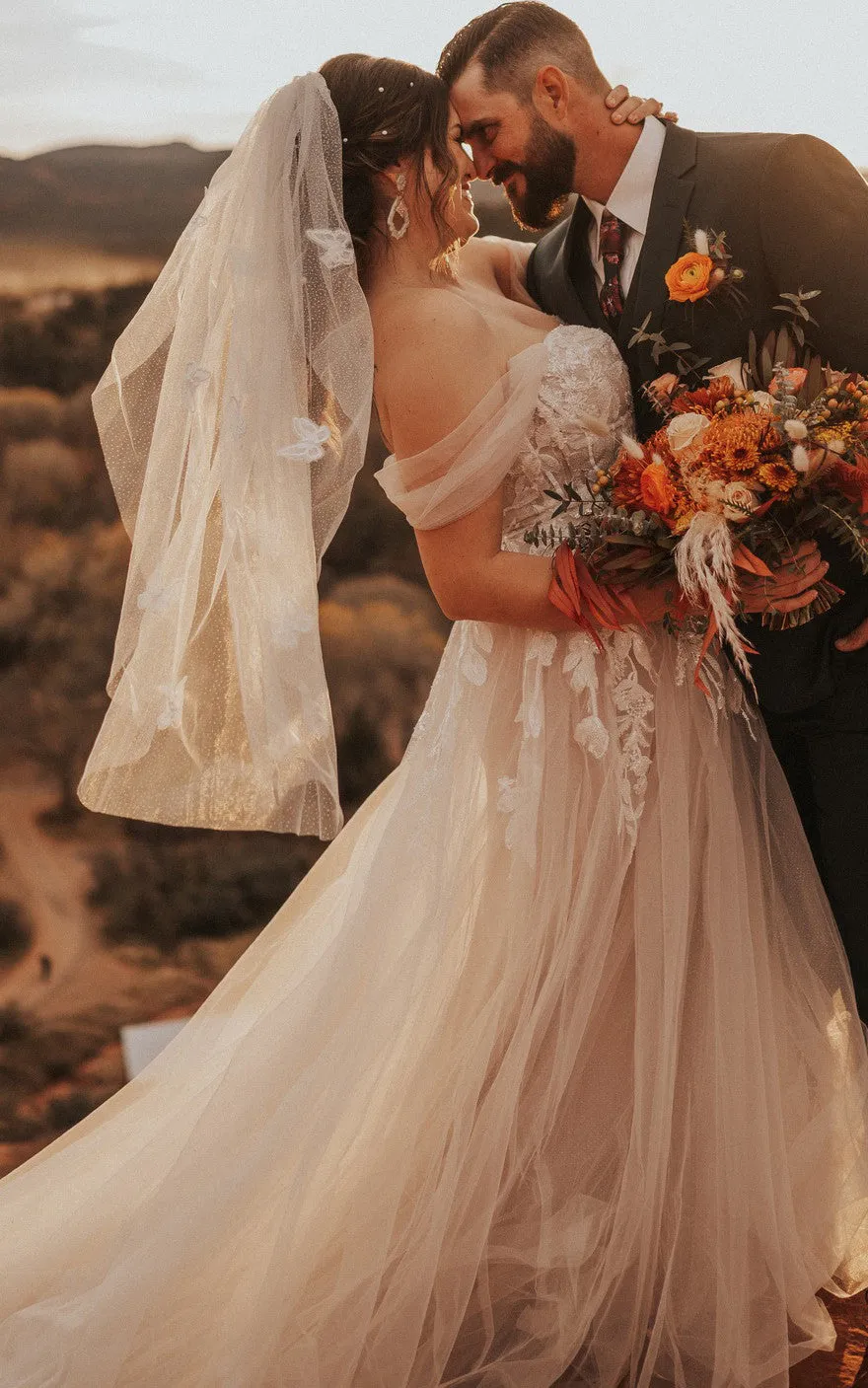 Simple A Line Off-the-shoulder Tulle Sleeveless Wedding Dress with Train Sexy Elegant Romantic Country Garden-716802