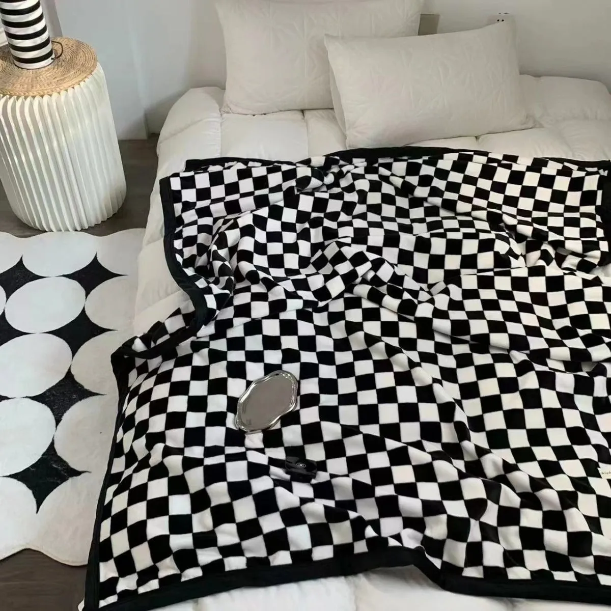 SoftCozy | Plaid Flannel Blanket