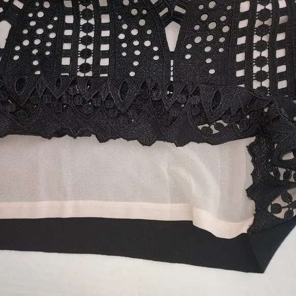 Ted Baker London Silk Blend Anlise Lace Overlay Black Top Size 5 (US 12)