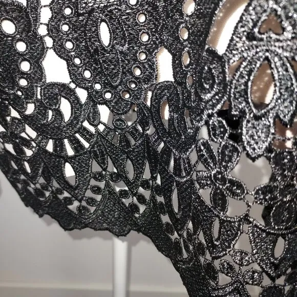 Ted Baker London Silk Blend Anlise Lace Overlay Black Top Size 5 (US 12)