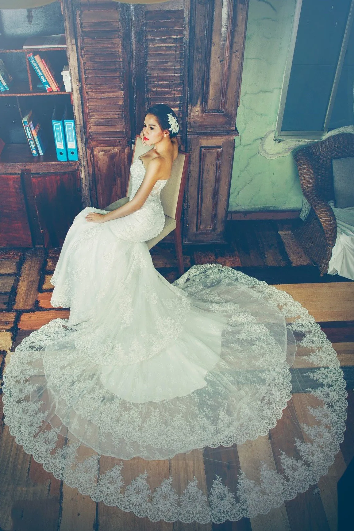 Three Layers Lace Wedding Dress with Sweetheart Bodice
