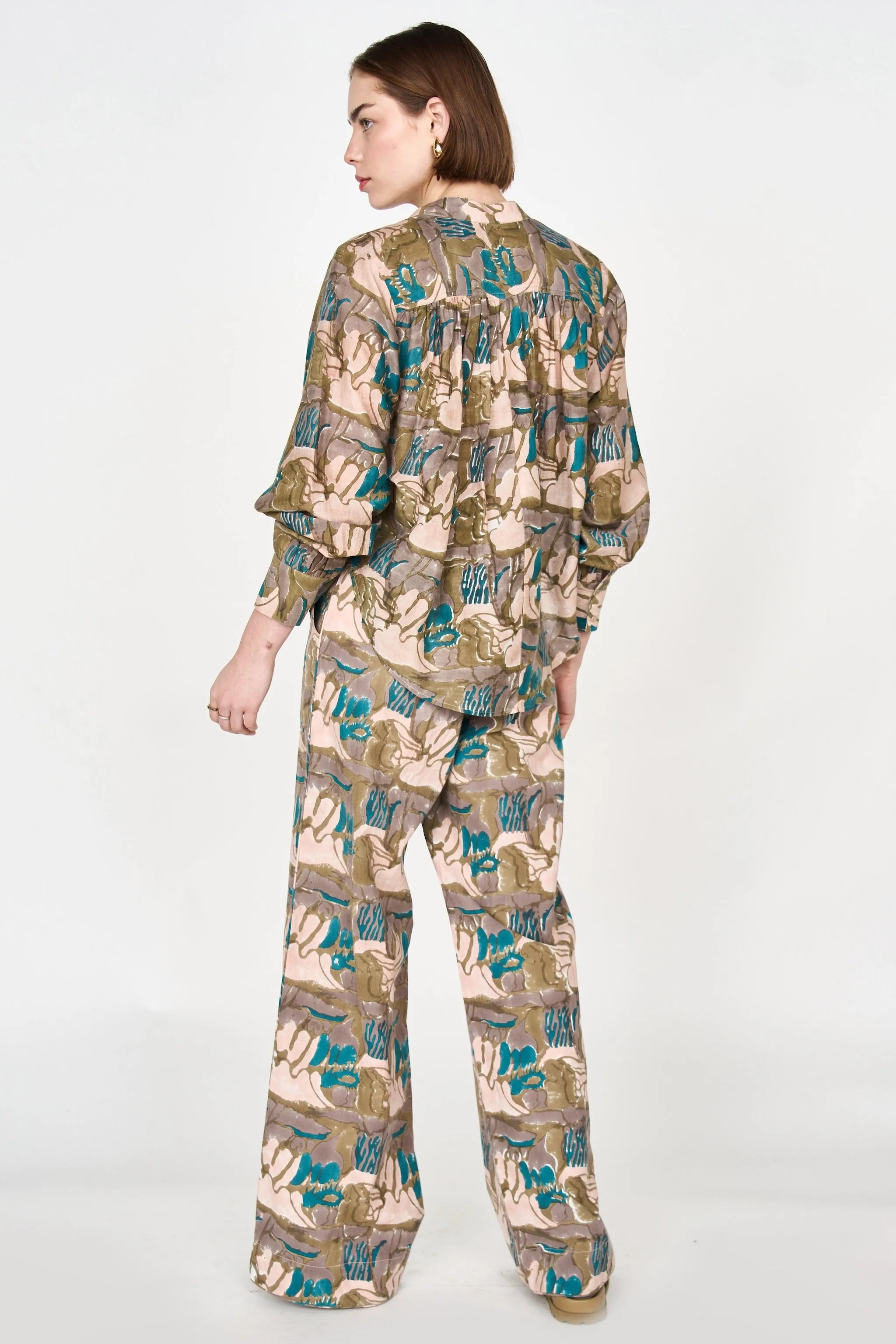 Tivot Pant in Moss Reef Print