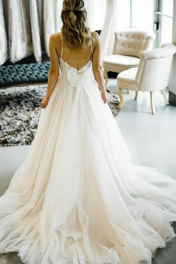 Tulle Lace A-line Spaghetti Straps Wedding Dresses With Court Train, MW653
