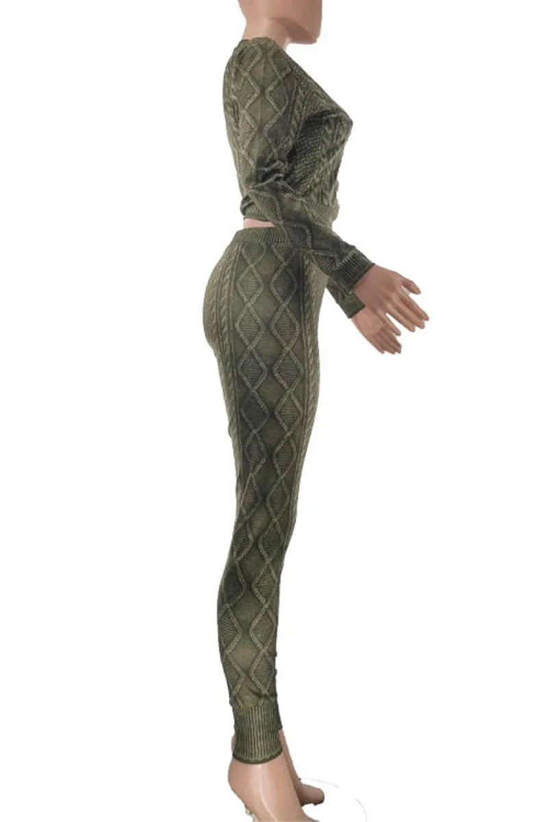 UI0223 Graphic Sweatshirt and Pants Set