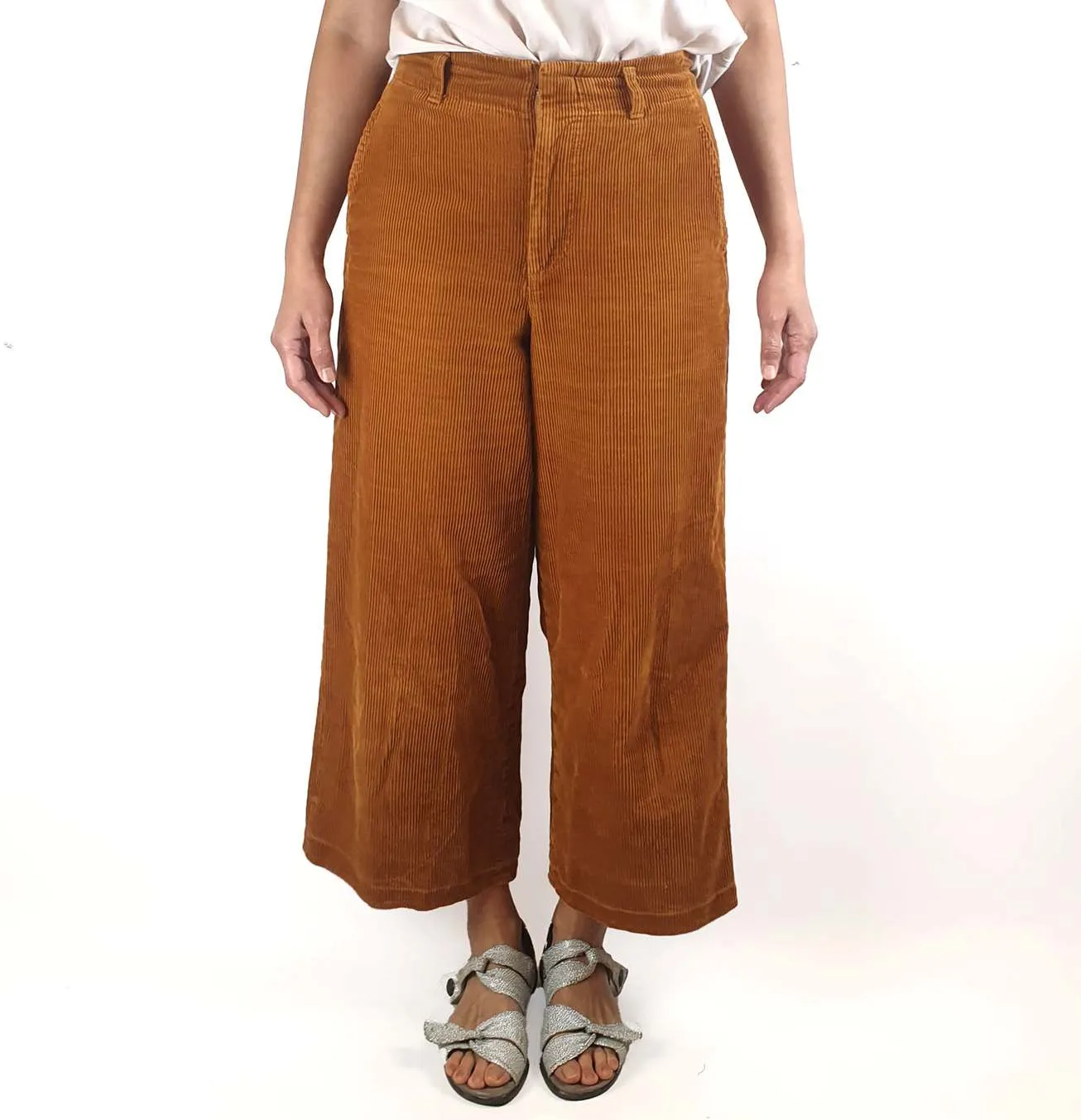 Uniqlo brown cord wide leg pants fits 10