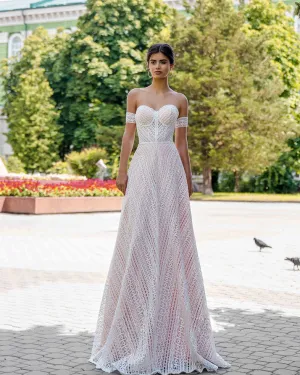 Unique Lace Wedding Dresses Sweetheart Neckline Sexy A-line Silhouette Lace Skirt Bridal Gowns for Wedding