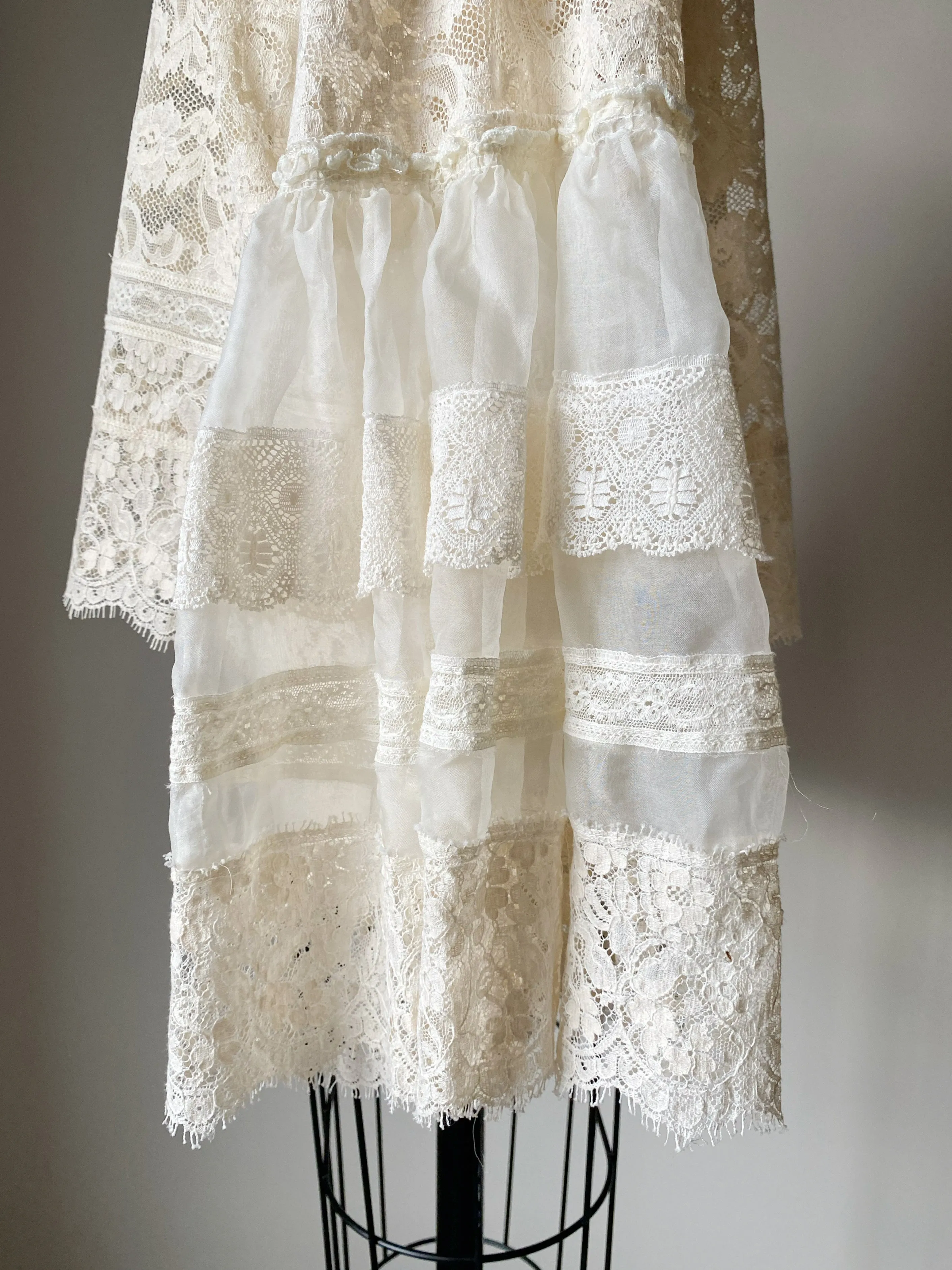 valencienne lace patched t shirt