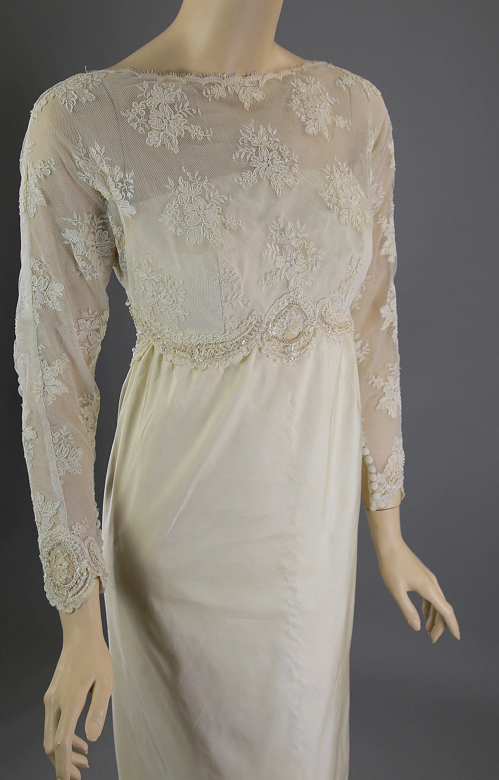 Vintage 60s Bergdorf Goodman wedding dress beaded silk w lace Small S