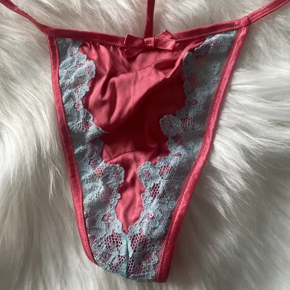 VINTAGE Jacalyn Bennett Frederick’s of Hollywood Silk
