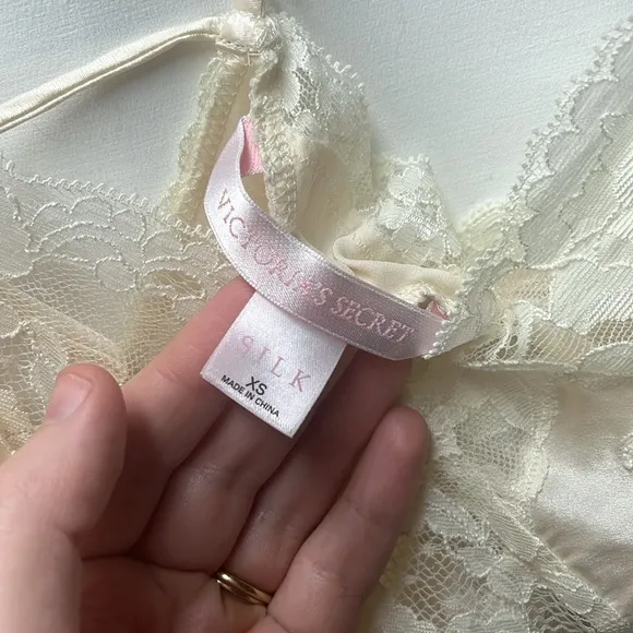 Vintage Victoria's Secret Silk Cream Lace Babydoll Chemise- XS