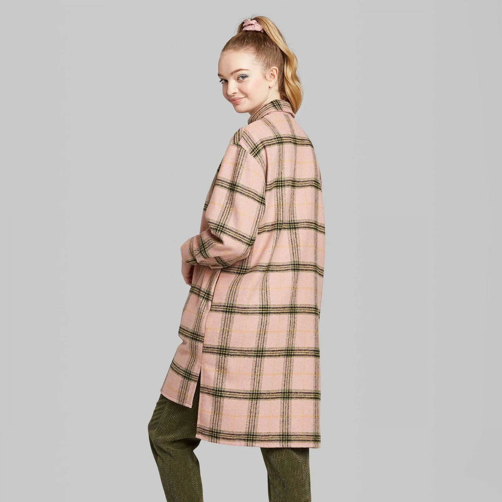 Wild Fable Women's Plaid Long Sleeve Oversized Flannel Button-Down Shirt