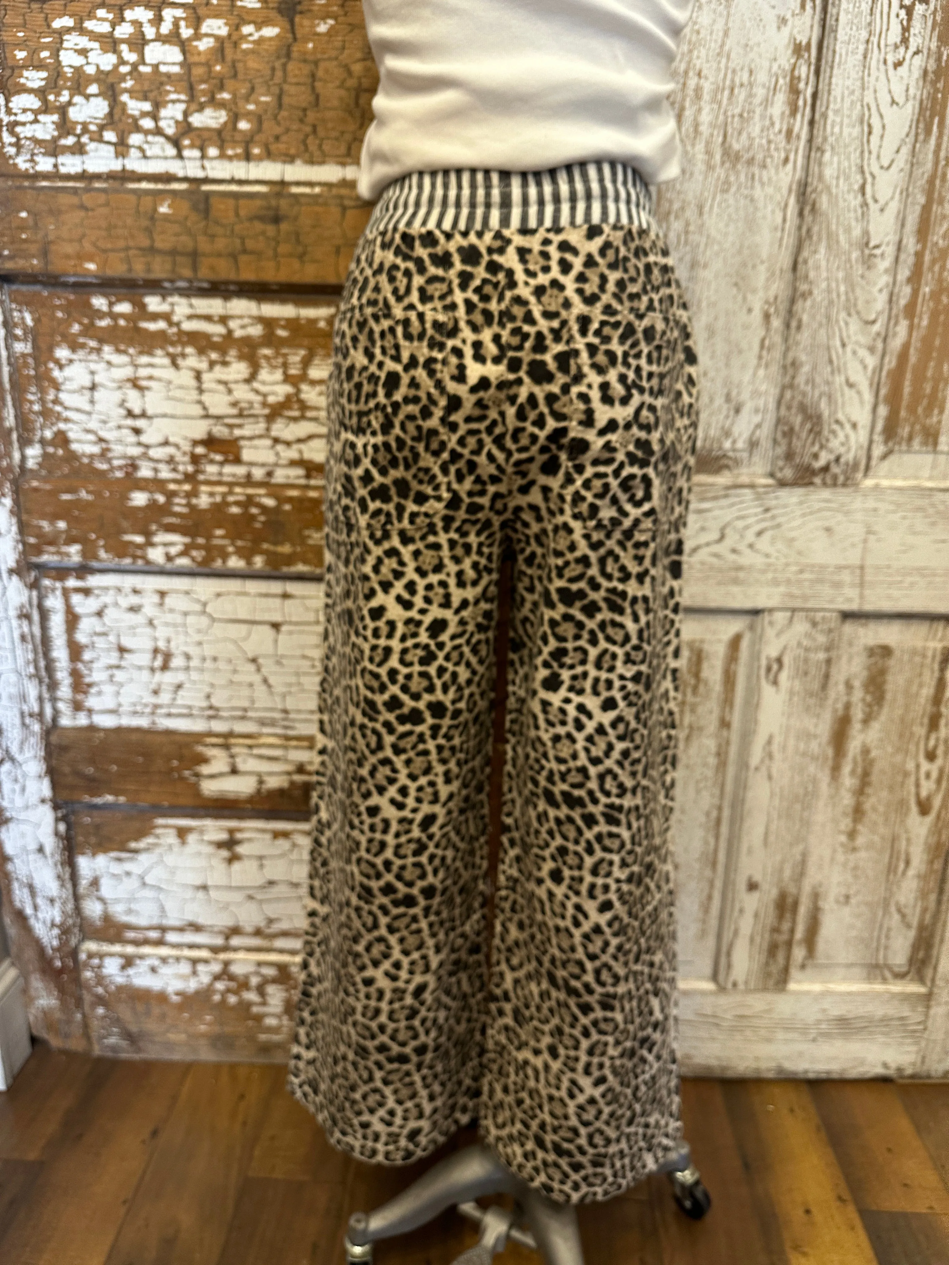 Wild Stride Leopard Pants