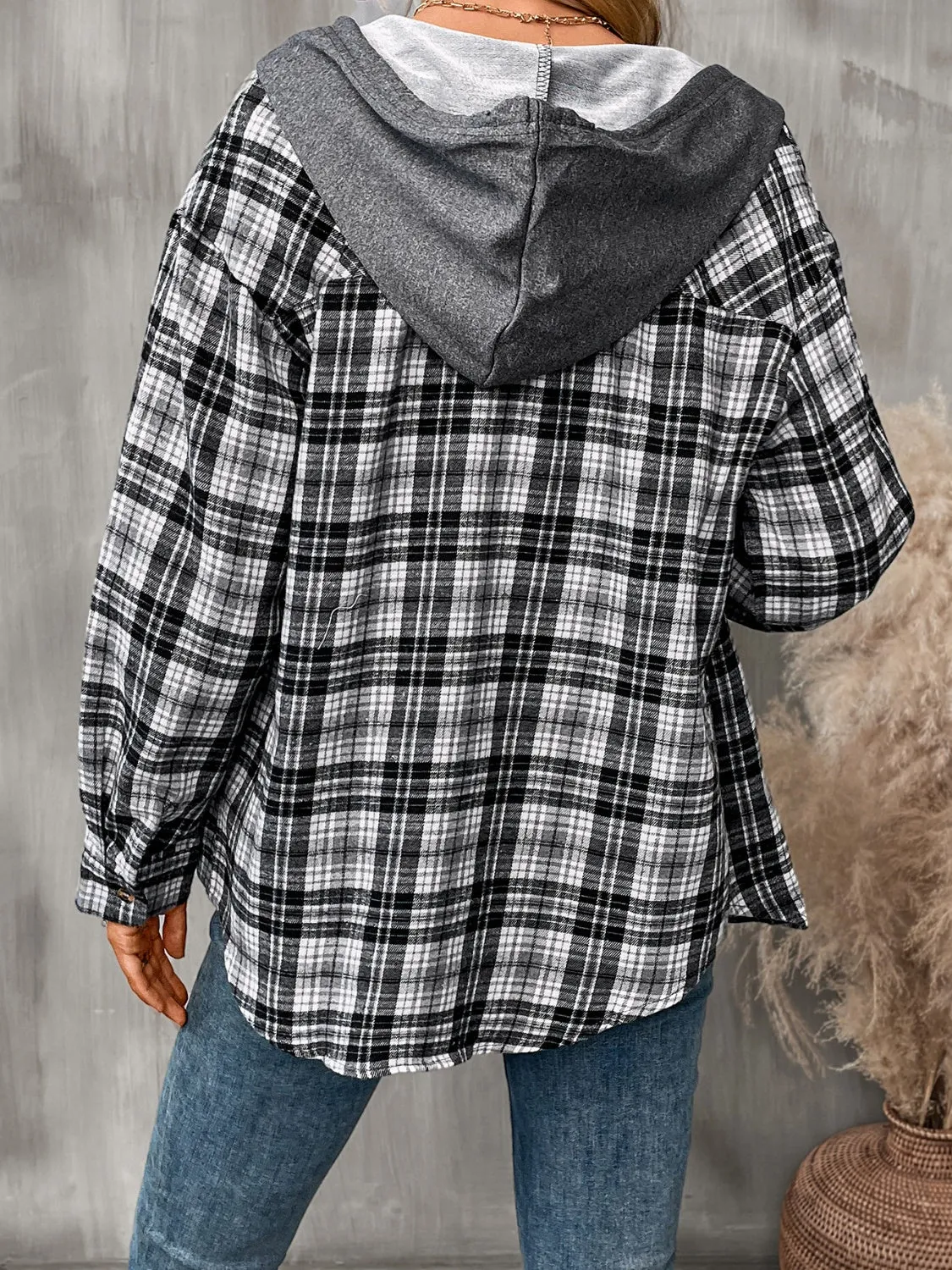 Willow Plaid Long Sleeve Hooded Jacket